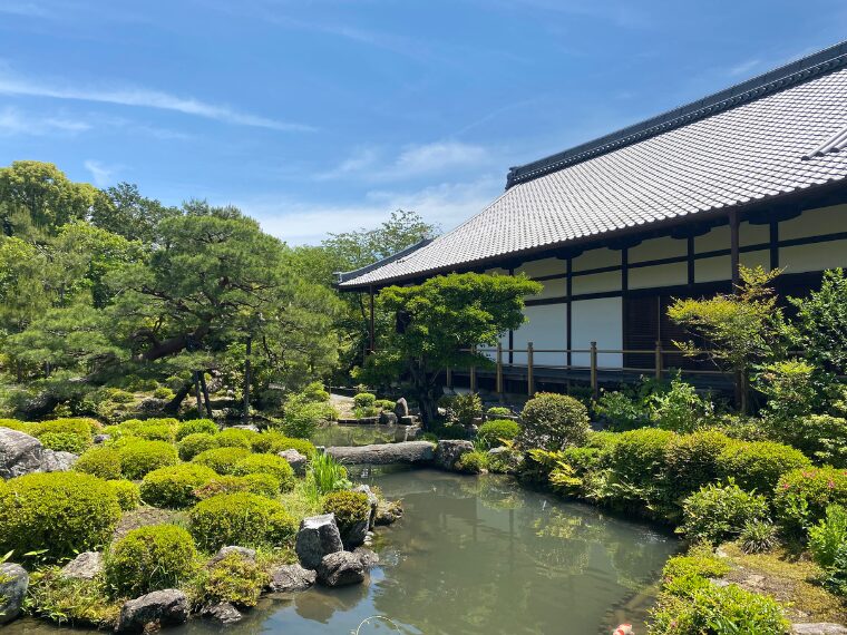 等持院の庭園