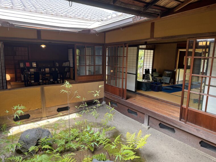 無鄰菴の母屋