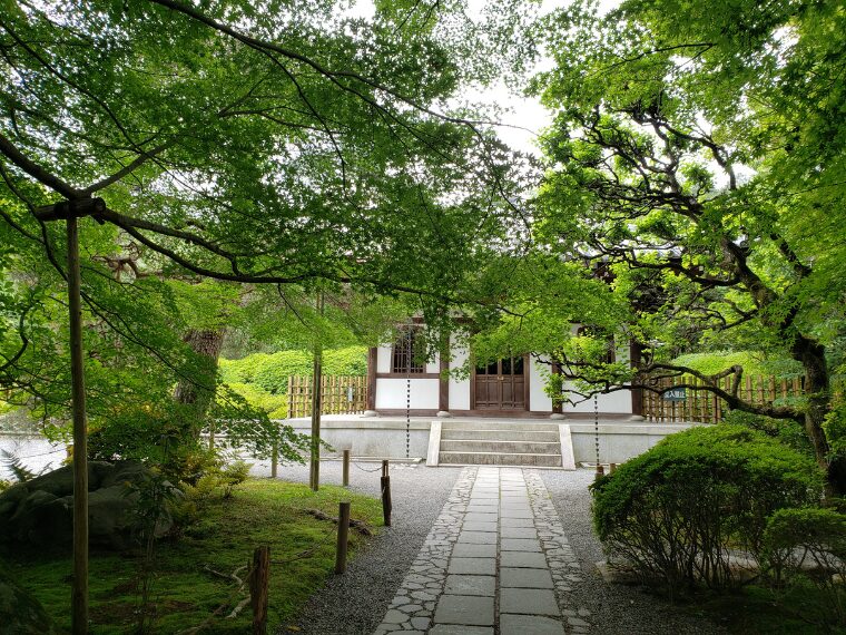 龍安寺の納骨堂