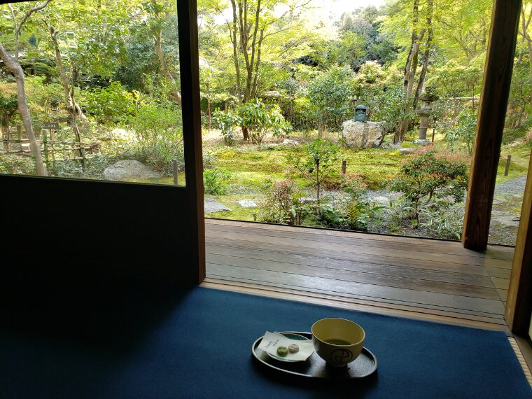 来迎院の庭園