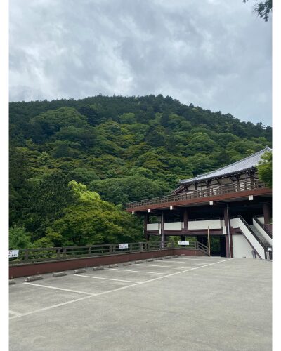善峯寺の駐車場