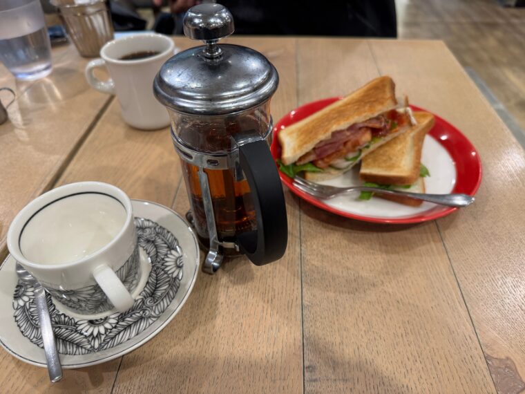 新神戸駅のカフェ