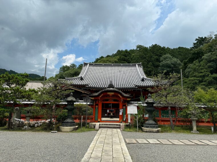 毘沙門堂の本殿