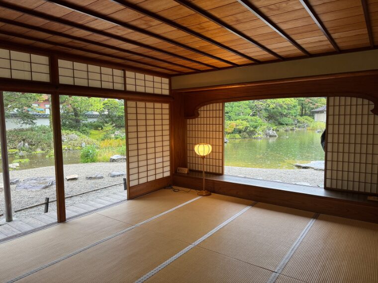 養浩館のお月見の間