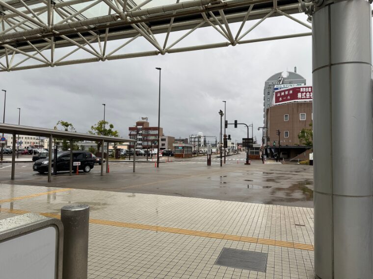 高岡駅から瑞龍寺へ