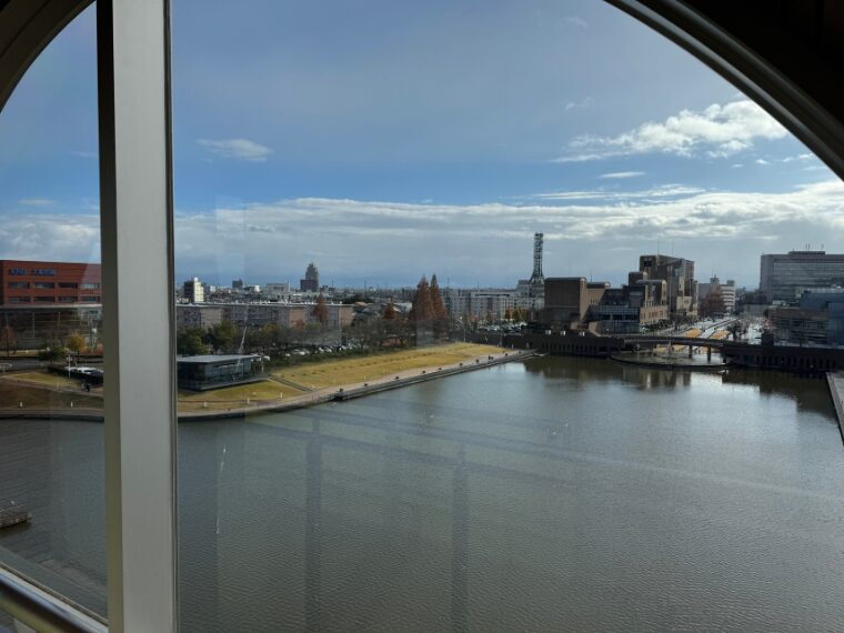 冨岩運河環水公園の展望塔からの眺め