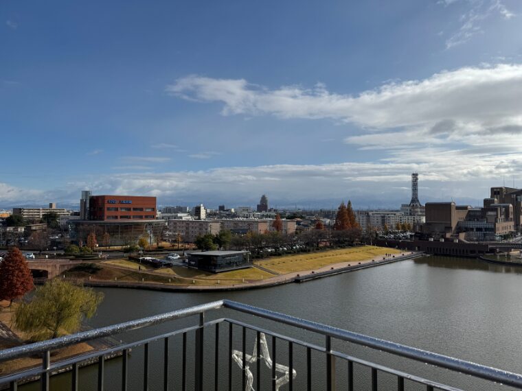 冨岩運河環水公園の展望塔からの眺め