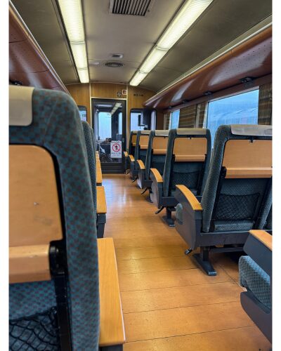 特急ゆふ3号車内