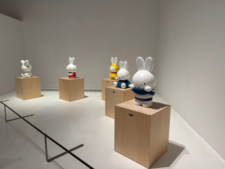 青森県立美術館のミッフィー展